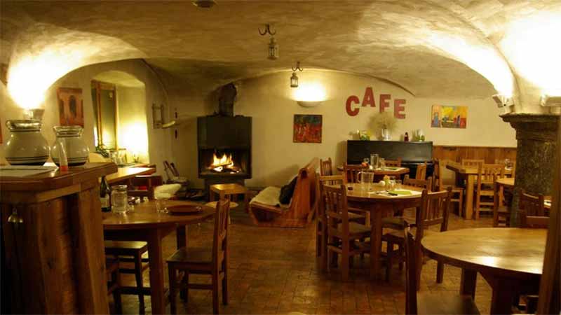 Restaurant la Baïta du Loup à 50 mètres de nos chalets